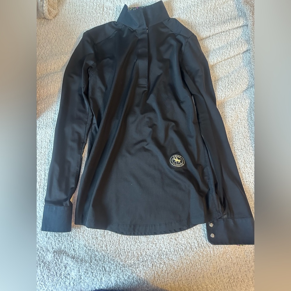 BRAND NEW essex classic black show shirt size women’s xs